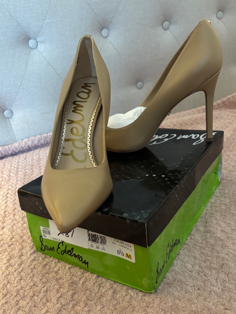 Classic nude heels